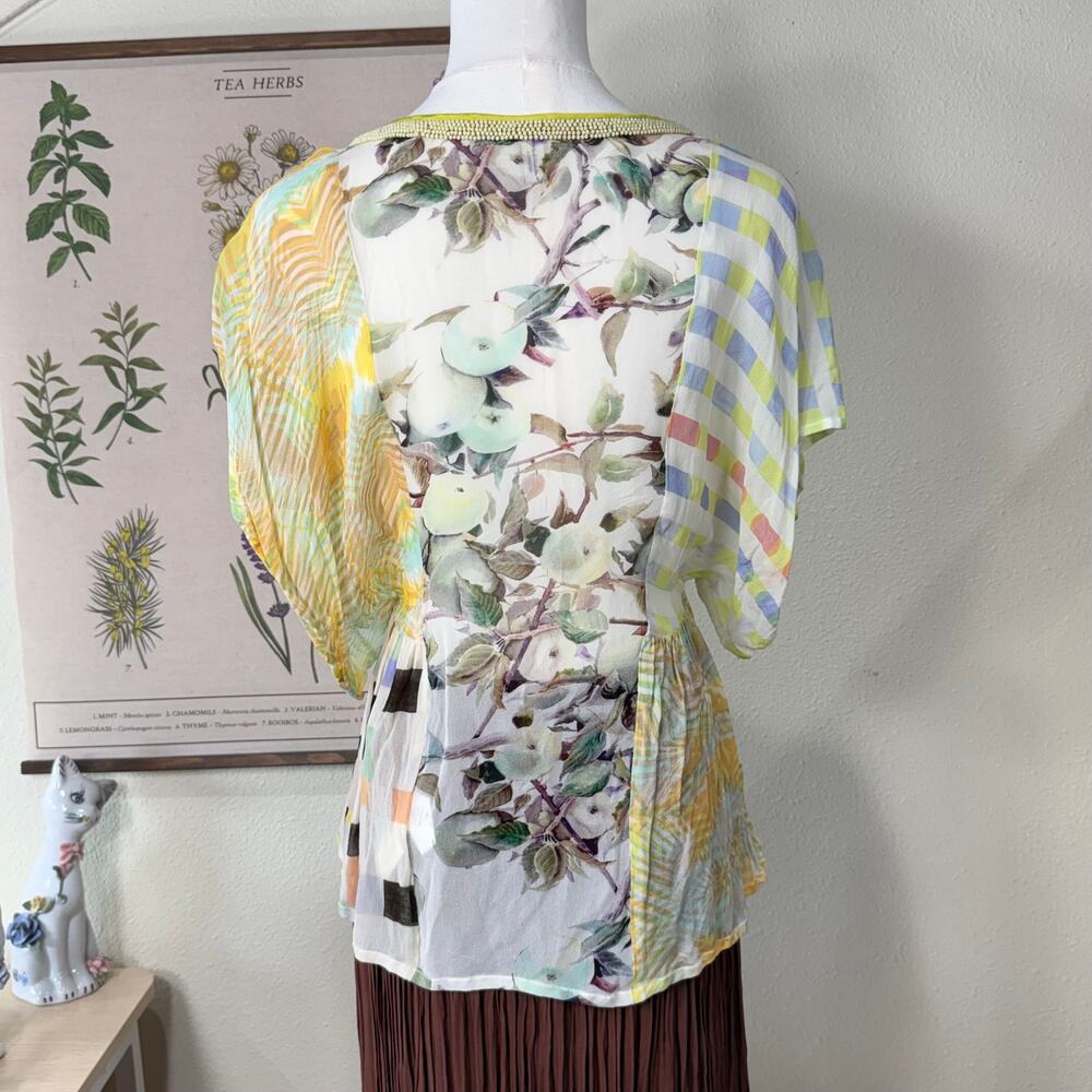 Lightweight Patchwork Apple Multi Print Beaded To… - image 5